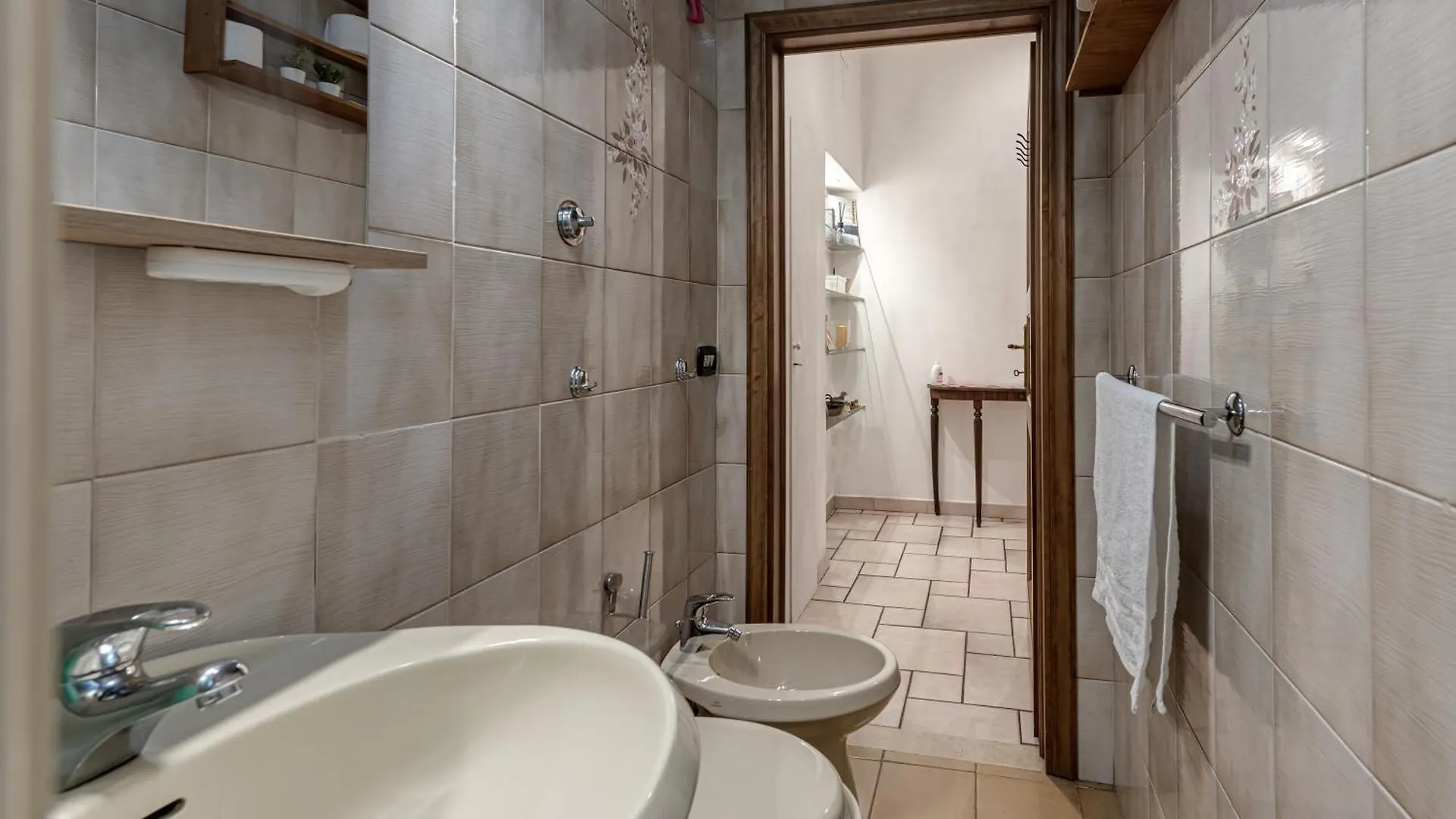 Relax In San Frediano Con Giardino Apartment Florence