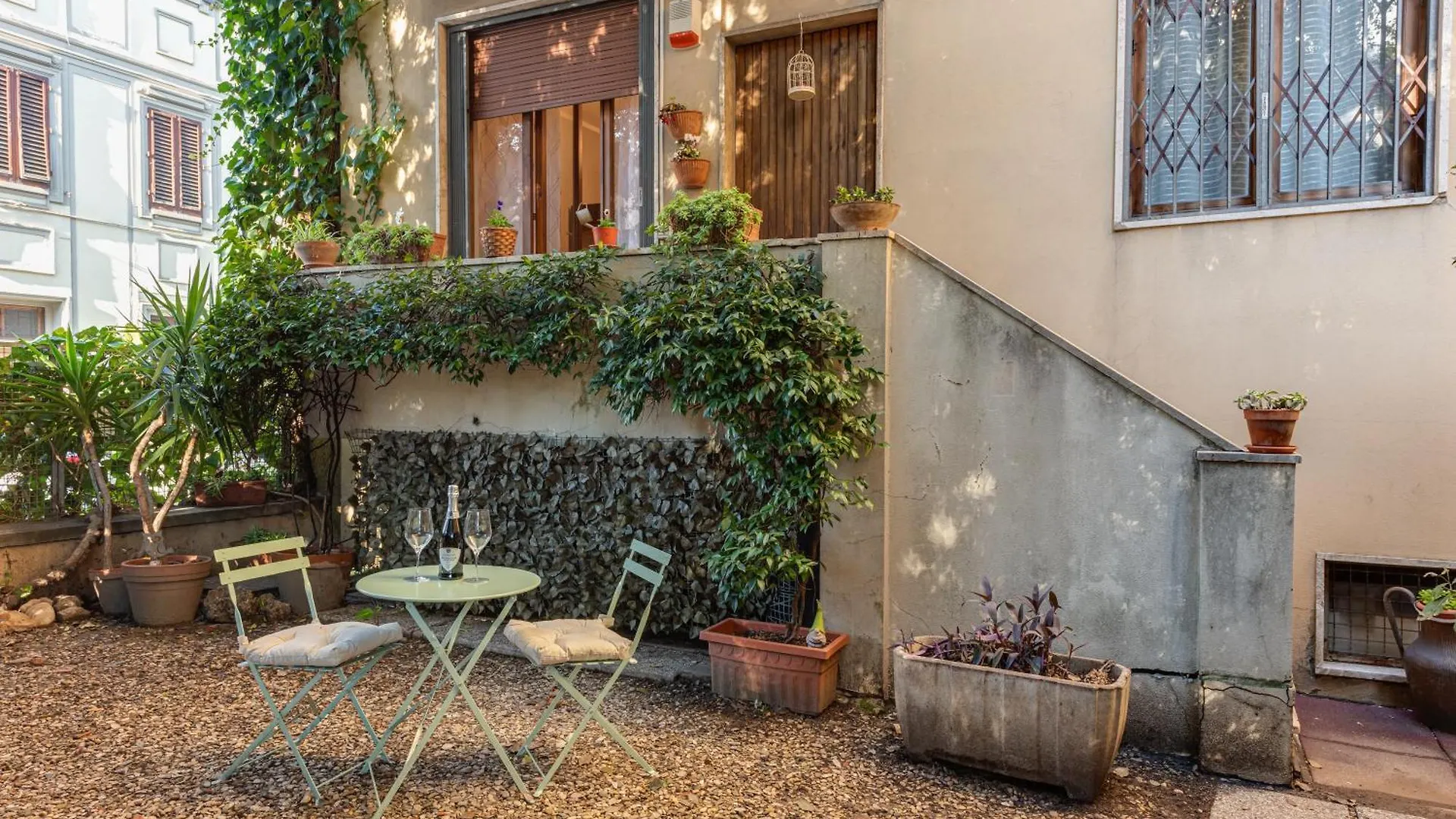 Relax In San Frediano Con Giardino Apartment Florence Italy