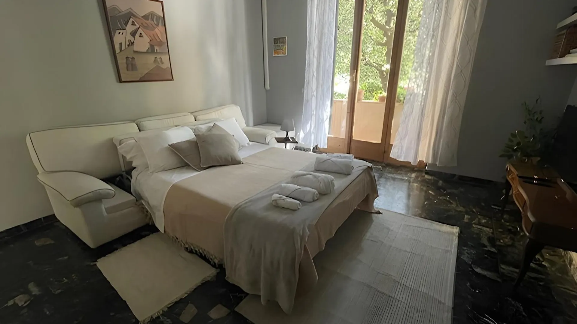 Relax In San Frediano Con Giardino Apartment Florence Italy